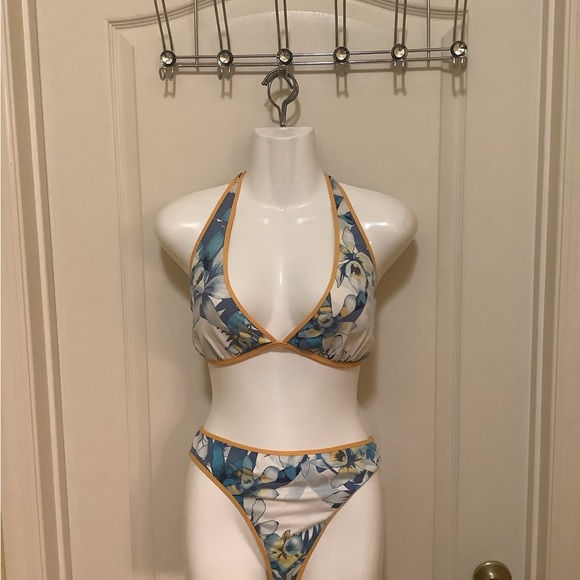 Bikini floral striped Reversible size 14/16 XL yellow stripped one side … - Picture 4 of 13